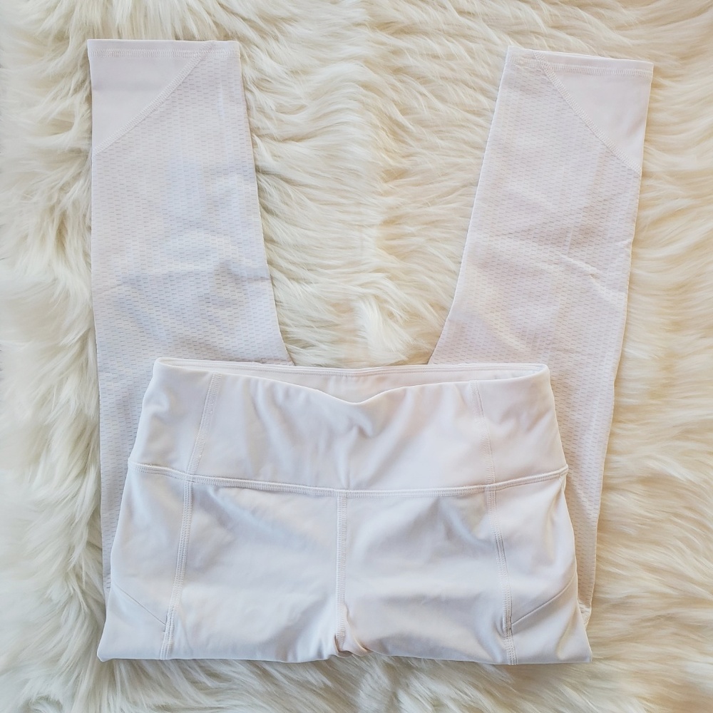 NWOT Athleta White Mesh Contender Capri Leggings - Picture 2 of 6